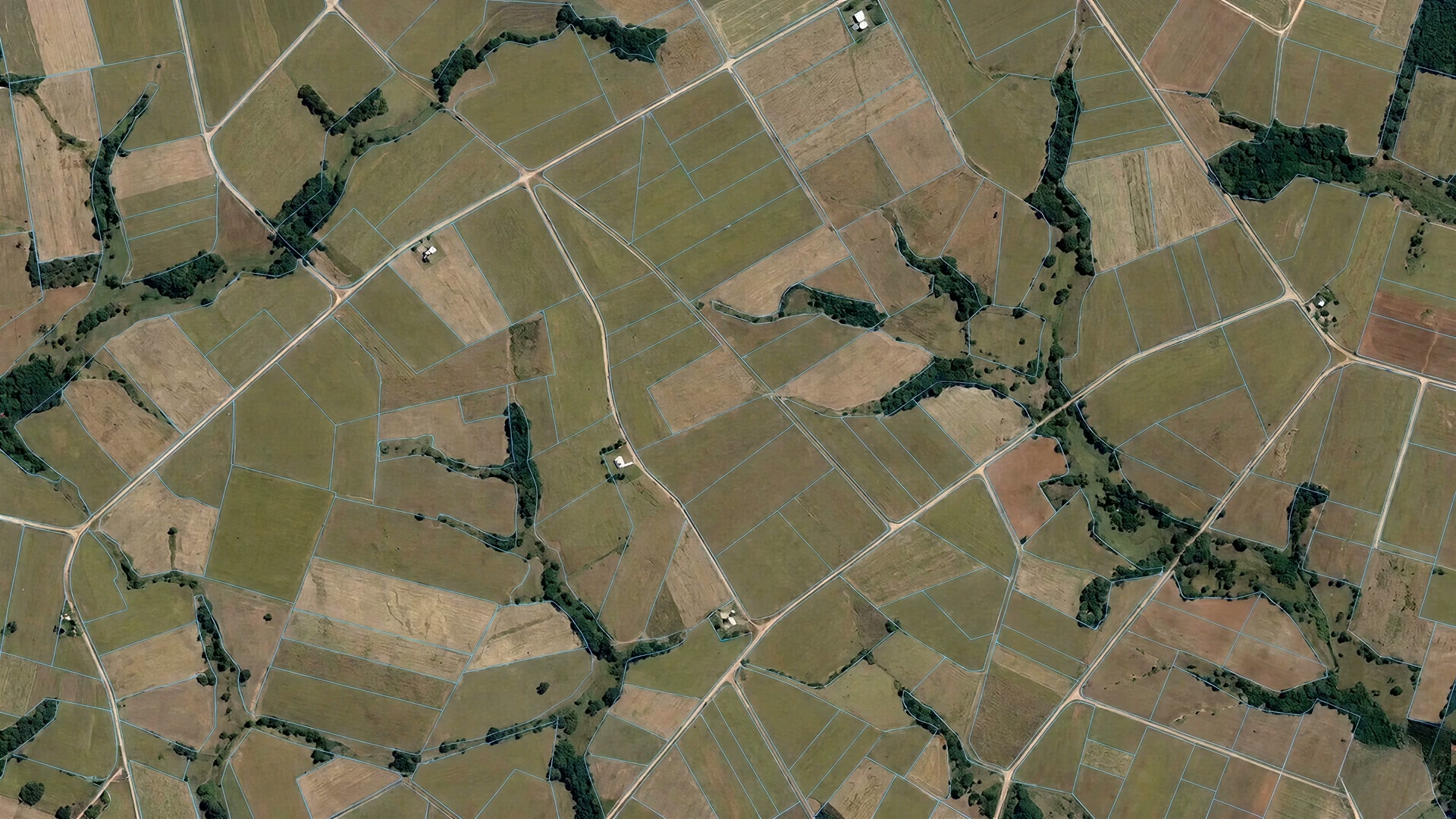 Imagem de satélite de uma fazenda com talhões de pastagem